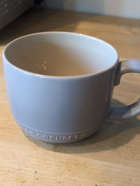 Le Creuset San Francisco Coupe Mug Coffee Tea Cup Kitchenware Gray  Cream 12oz